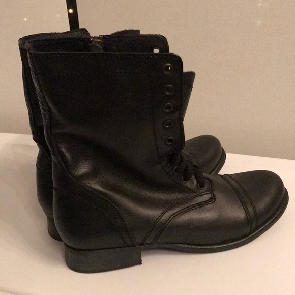 Brand New Steve Madden Combat Boots - Picture 3 of 3